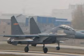 Trung Quốc trang bị radar siêu hiện đại tầm xa mới cho J-11B 