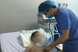 Di chứng viêm não Nhật Bản nặng ở trẻ 15 tuổi do không tiêm nhắc lại