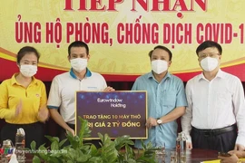 Eurowindow Holding chung tay ủng hộ phòng chống dịch Covid - 19