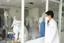 TPHCM: Số ca mắc mới giảm sâu, hệ thống y tế đã đứng vững