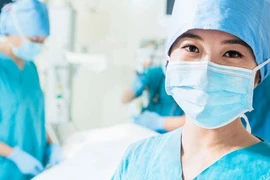 Không nên tích trữ khẩu trang y tế