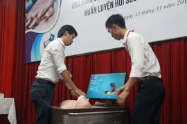 Trường ĐH chế tạo sản phẩm dạy kỹ năng cấp cứu tim, phổi 
