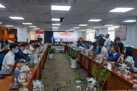 Toàn cảnh buổi tọa đàm.