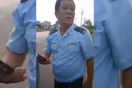 Phó chi cục hải quan bỏ chạy sau tai nạn