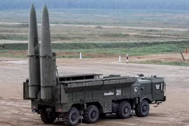 Tên lửa quân đội Syria – Nga phá hủy mạng lưới buôn lậu dầu của người Kurd ở Syria