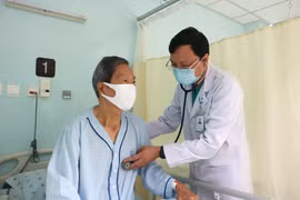 Phối hợp đội nhóm tim mạch trong thay van động mạch chủ 