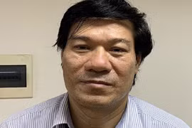 Cựu Giám đốc CDC Hà Nội là chủ mưu vụ nâng giá máy xét nghiệm Covid-19