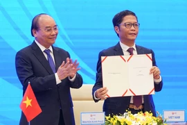 Việt Nam và 14 nước ký hiệp định tạo ra khu thương mại tự do lớn nhất châu Á