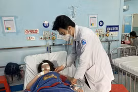 Nguy cơ trẻ thừa cân, béo phì mắc sốt xuất huyết nặng 