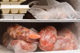 Thịt biến chất nếu để quá lâu trong tủ lạnh