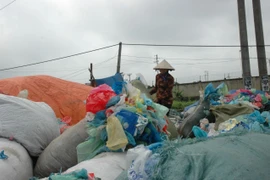 Giải bài toán ô nhiễm môi trường từ rác thải nhựa 