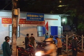 Lực lượng chức năng điều tra vụ việc.