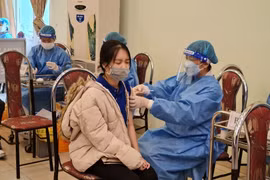 Giám đốc Sở GD&ĐT "nói lại" vụ Hà Nội trả 2 lô văcxin được gia hạn