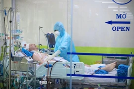 Bệnh nhân 91 suy giảm miễn dịch, chức năng thận chưa hồi phục