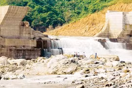 Loạn thủy điện - kỳ 4: Đánh giá tác động môi trường chỉ trên giấy