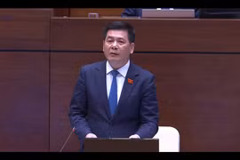 Bộ trưởng Nguyễn Hồng Diên trả lời chất vấn về xăng dầu