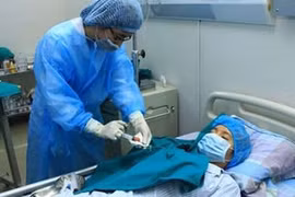 Ghép tế bào gốc nửa hòa hợp cứu bệnh nhân hết cơ hội sống