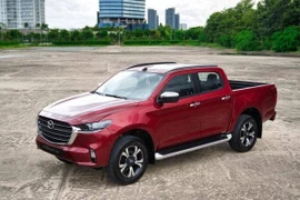Mazda BT-50 hoàn toàn mới ra mắt, giá từ 659 triệu đồng