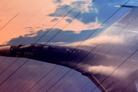 Video: Tên lửa chống radar Nga tiêu diệt tổ hợp phòng không Buk-M1 Ukraina