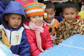 Đông ấm vùng biên