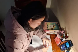 Trường học thuộc vùng cam Hà Nội chuyển học trực tuyến hoàn toàn từ 7/3