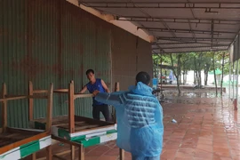 Tàu cá bị chìm do ảnh hưởng bão số 2