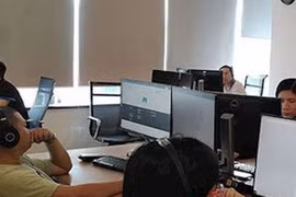 12 sinh viên Đại học Bách khoa Hà Nội mới ra trường nhận lương 138 triệu đồng/tháng