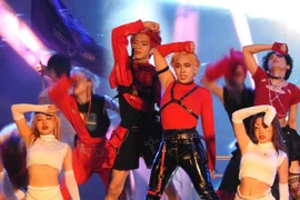 K-pop chào đón SEA Games 31 thu hút hàng nghìn bạn trẻ