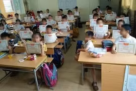 Bộ trưởng Phùng Xuân Nhạ: Khen thưởng phải thực chất, tránh lạm dụng giấy khen