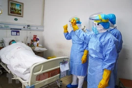 Dịch nCoV: Số ca tử vong tại Trung Quốc đã lên tới 304 người