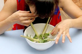 Xông hơi mùa dịch: Nhà nhà nghi ngút... khói