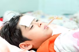 Thuốc hạ sốt người lớn dùng cho trẻ nhỏ