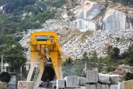 Bình Định: Chấp thuận gần 100 mỏ vật liệu, bãi thải phục vụ dự án Đường bộ cao tốc Bắc - Nam. Ảnh minh họa.