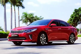 Giá xe ô tô hôm nay 30/12: Kia Optima thấp nhất ở mức 759 triệu đồng