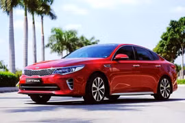 Giá xe ô tô hôm nay 30/12: Kia Optima thấp nhất ở mức 759 triệu đồng