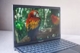 Masstel E140 giá rẻ cho học sinh có gì?