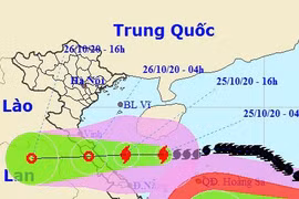Bão số 8 đang tiến gần đất liền các tỉnh Hà Tĩnh đến Quảng Trị