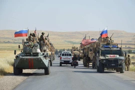 "Chiến tranh đâm húc" giữa Quân cảnh Nga và Quân đội Mỹ tại đông bắc Syria