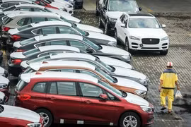 Ôtô Indonesia dưới 300 triệu đổ vào Việt Nam