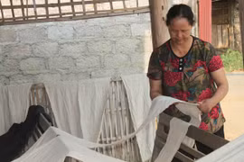 “Nữ hoàng thổ cẩm” xuất khẩu vải Mông đi trời Âu