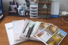 Mua sách vở, đồ dùng học tập chưa bao giờ khó khăn đến thế!