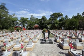 Một góc Nghĩa trang Liệt sỹ Quốc gia Trường Sơn.