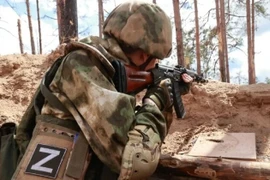 Lực lượng dân quân Donetsk bắt đầu chiến dịch giành quyền kiểm soát thành phố Slavyansk 