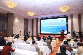 Phát động Giải báo chí toàn quốc “Vì sức khỏe nhân dân”.