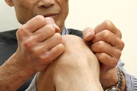 Thực phẩm chức năng không chữa khỏi bệnh khớp