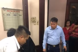 Hà Nội: Khởi tố 5 bị can vụ buôn lậu gần 4.000 cây thuốc lá ngoại