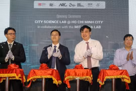 TPHCM hợp tác với Mỹ khánh thành phòng nghiên cứu khoa học đô thị