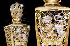 Điều gì làm nên chai nước hoa đắt nhất thế giới