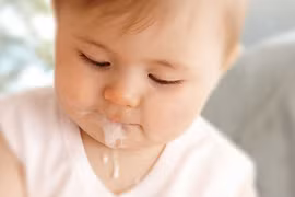 Trẻ nôn do hoảng sợ 