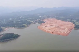 Bộ TN-MT lập đoàn kiểm tra sử dụng đất tại 2 sân golf ven hồ Đại Lải